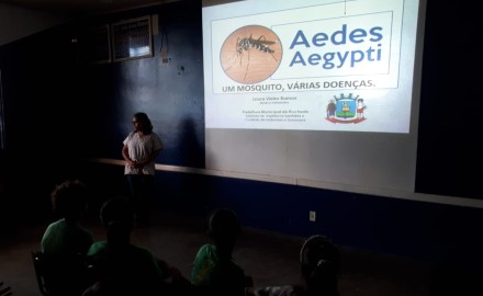 Equipe da Vigilância Sanitária realiza palestra sobre dengue nas Escolas do Município.