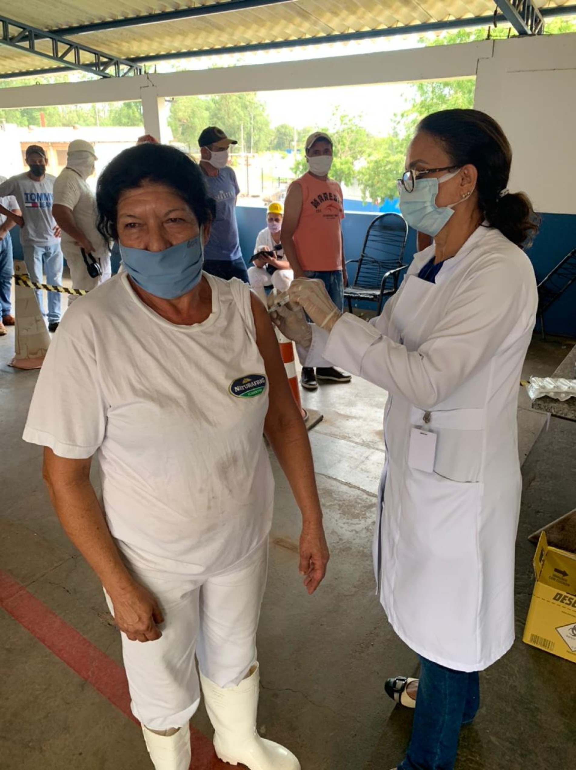 Rochedo da início na vacinação contra COVID-19 em trabalhadores da Indústria