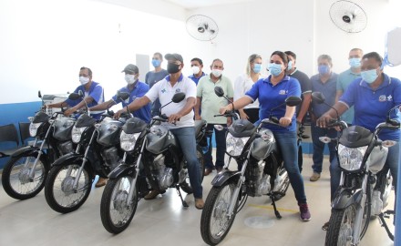 ENTREGA DAS MOTOS NA UNIDADE MISTA DE SAÚDE