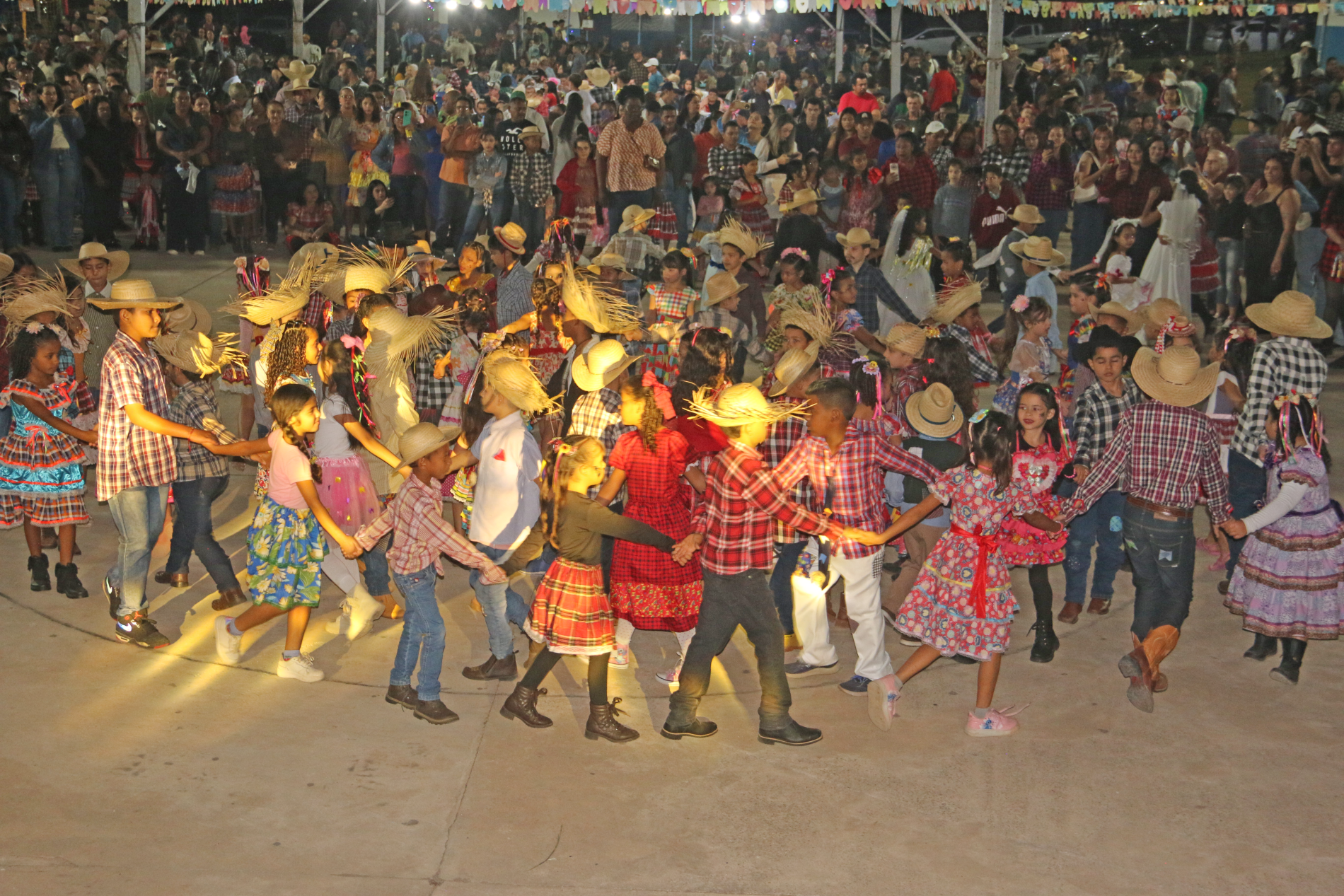 Festa Julina das Escolas em Rochedo foi um sucesso! 